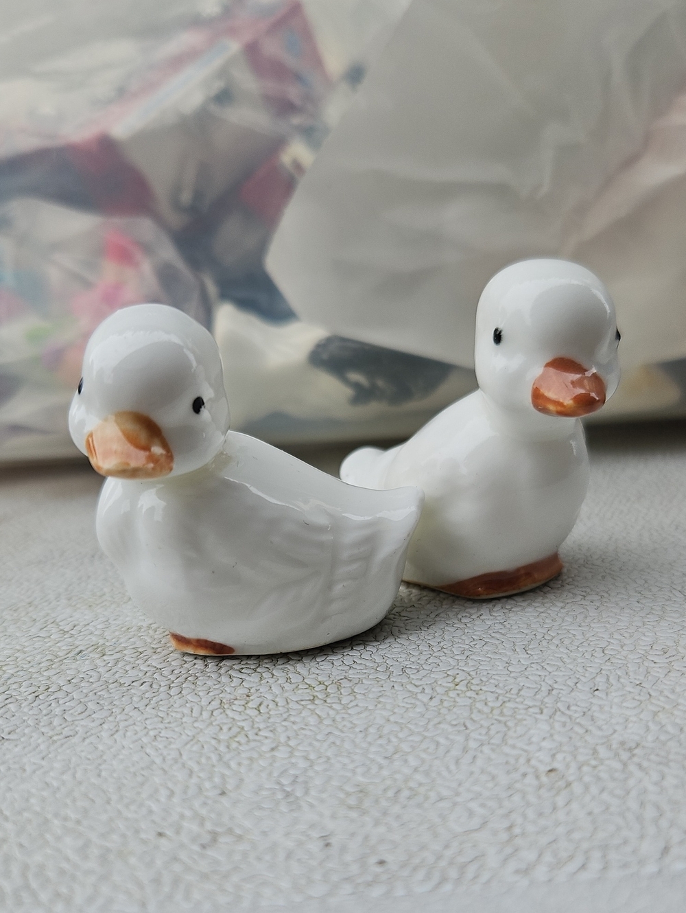 White Ceramic Duck Bird Figurine Pair - Made In TAIWAN